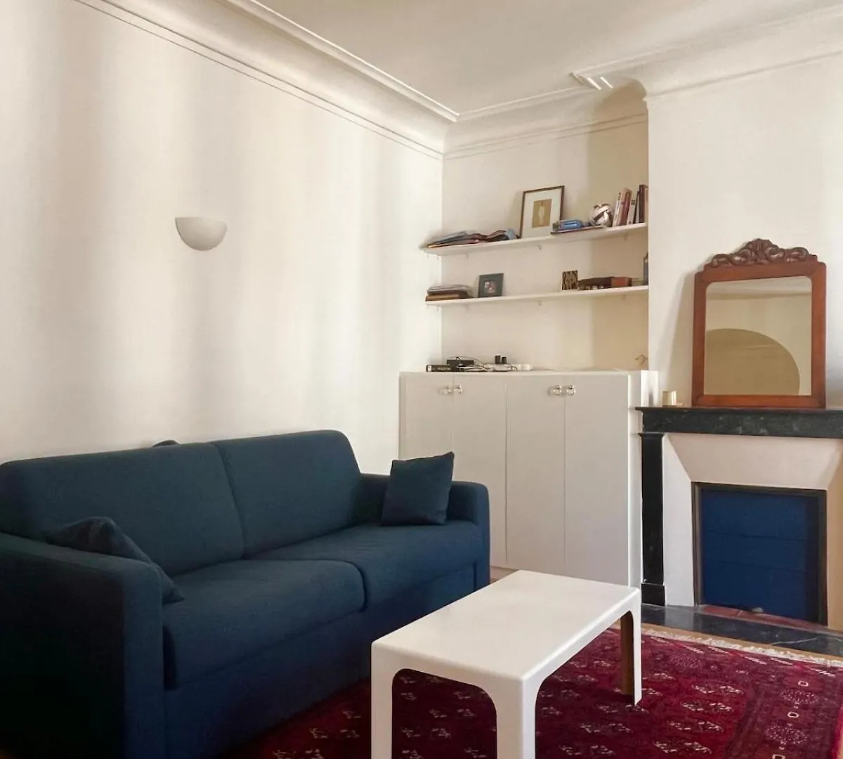 Grand Studio Proche De Montmartre Paris France